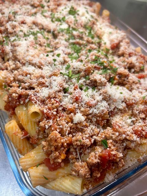 Pasta con boloñesa