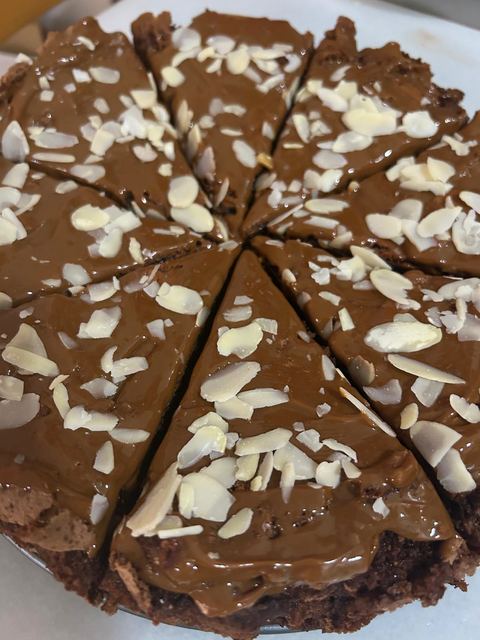 Tarta de chocolate y almendras